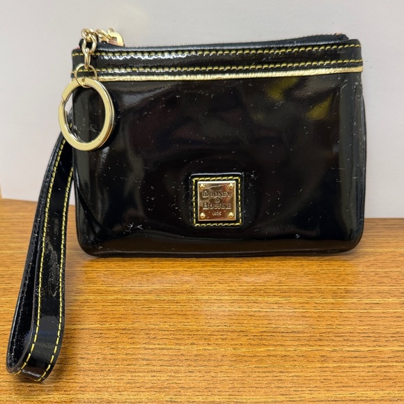 Dooney & Bourke Black Patent Leather Wristlet - Picture 5 of 5
